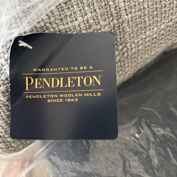 NWT Pendleton Plains star boucle Gray navy Throw Pillow Cotton Aztec 20" x 20 - Picture 6 of 9